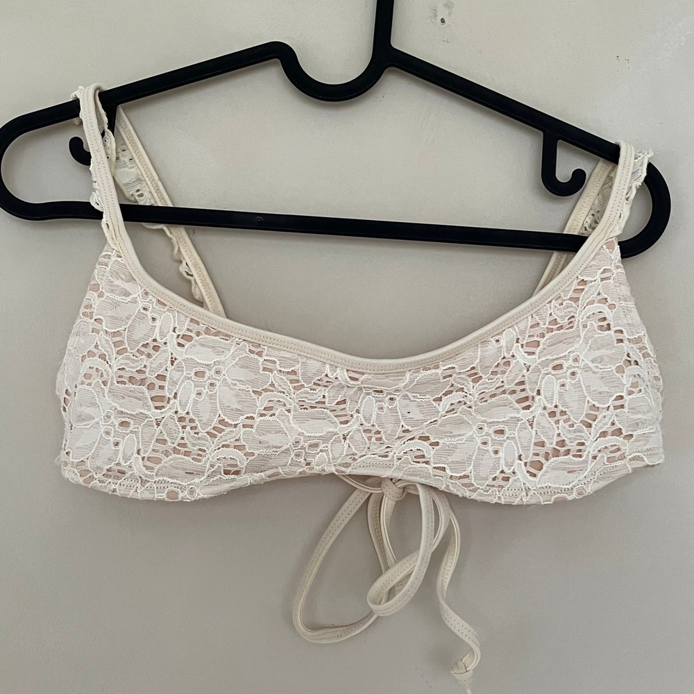 Billabong White Lace Bikini Top Bandeau Style Adjustable Tie Back